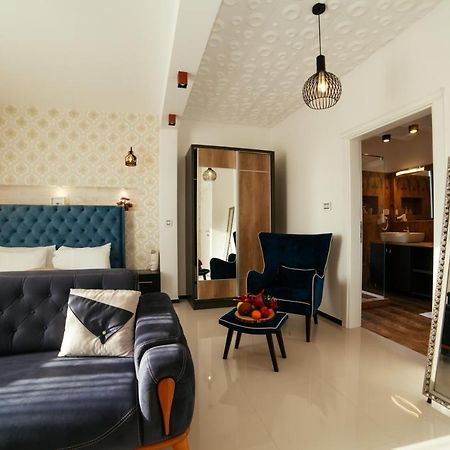 Hotel Platinum Ulcinj Exteriör bild