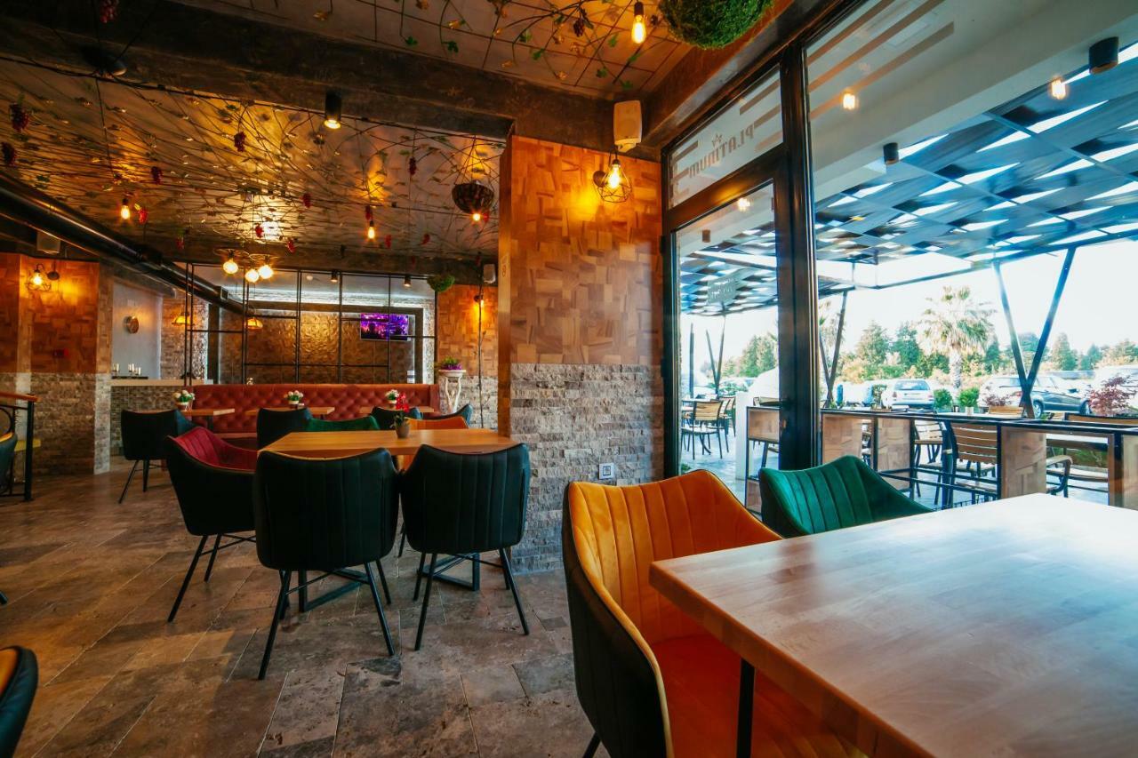 Hotel Platinum Ulcinj Exteriör bild