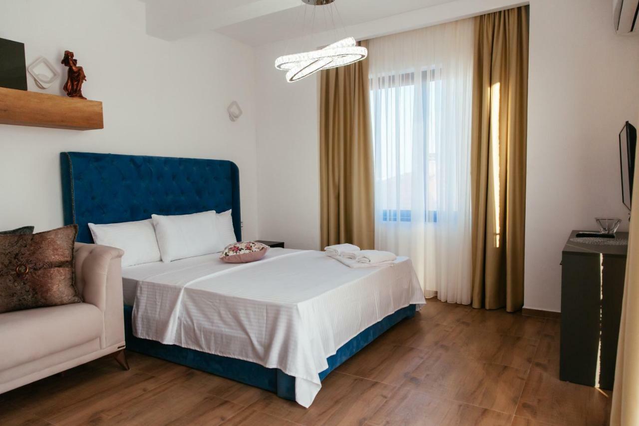 Hotel Platinum Ulcinj Exteriör bild
