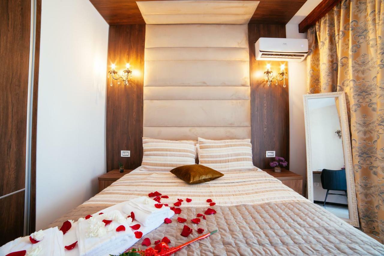 Hotel Platinum Ulcinj Exteriör bild