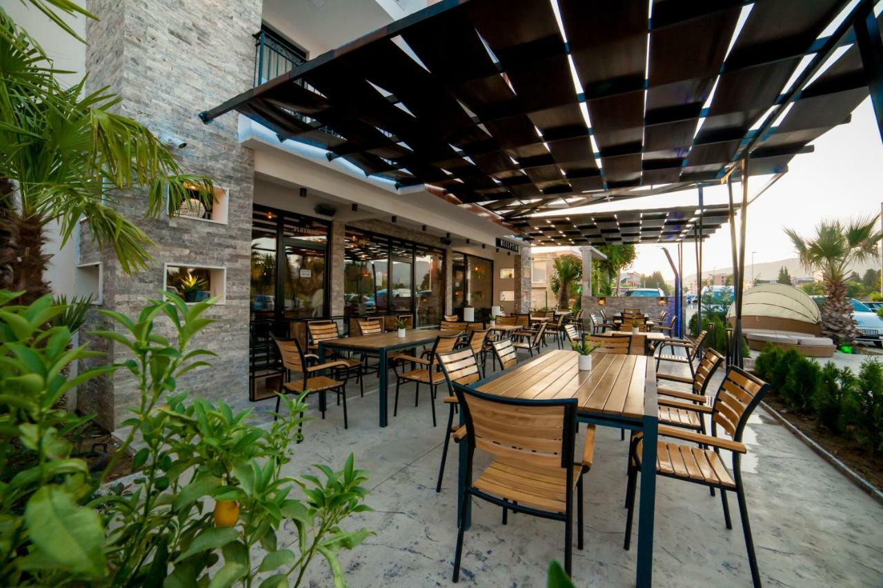 Hotel Platinum Ulcinj Exteriör bild